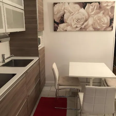 Corporate 2 Pieces Proche Beaugrenelle 75015 Appartement *
